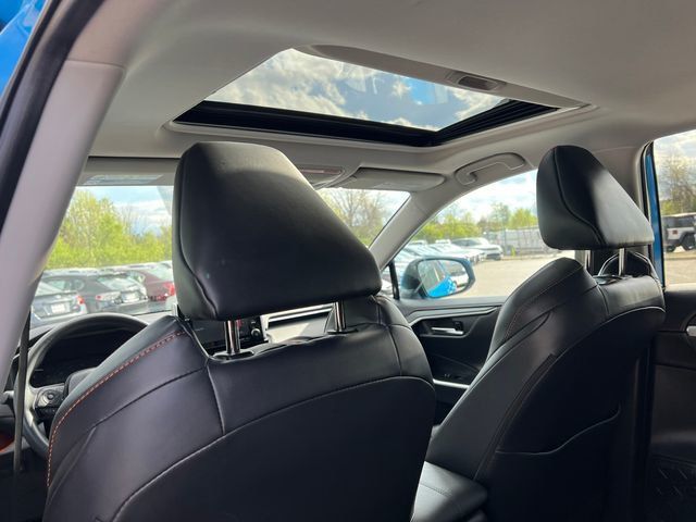 2019 Toyota RAV4 Adventure AWD - 23009898 - 13