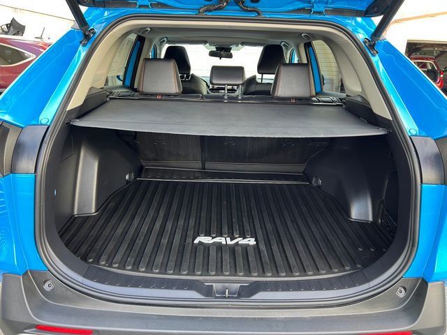 2019 Toyota RAV4 Adventure AWD - 23009898 - 16