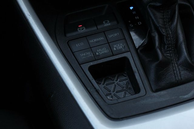 2019 Toyota RAV4 AWD XLE 7.0" TOUCH SCREEN W/ APPLE CARPLAY, BLIND SPOT - 23014224 - 28