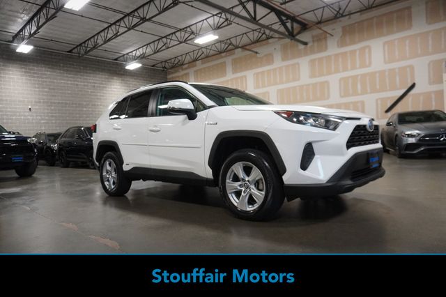 2019 Toyota RAV4 Hybrid LE AWD - 23040720 - 0