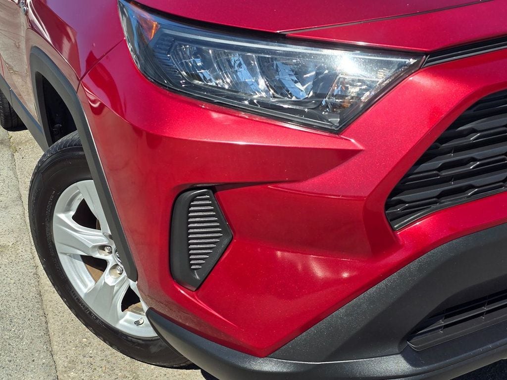 2019 Toyota RAV4 Hybrid LE AWD - 22575931 - 2