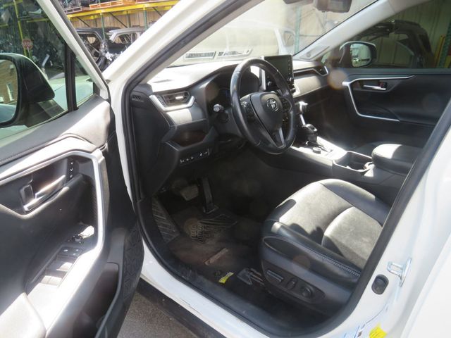 2019 Toyota RAV4 Hybrid Limited AWD - 23040014 - 9