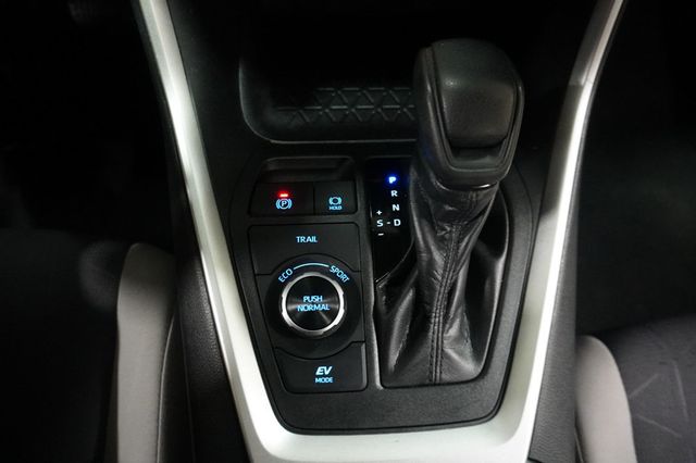 2019 Toyota RAV4 Hybrid XLE AWD - 22976214 - 13