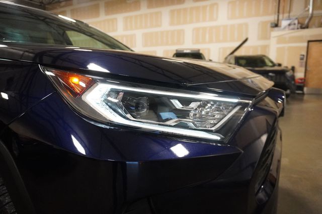2019 Toyota RAV4 Hybrid XLE AWD - 22976214 - 15