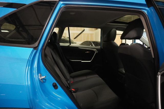 2019 Toyota RAV4 Hybrid XLE AWD - 23049290 - 9