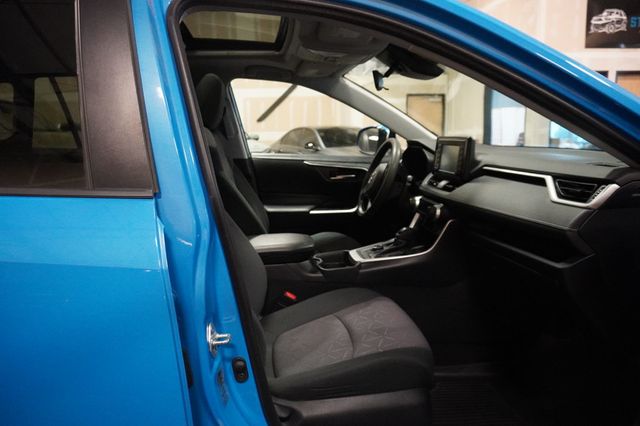 2019 Toyota RAV4 Hybrid XLE AWD - 23049290 - 6