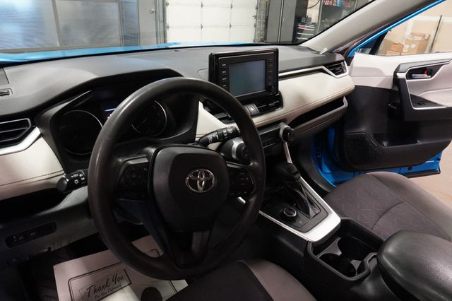 2019 Toyota RAV4 Hybrid XLE AWD - 23097267 - 8