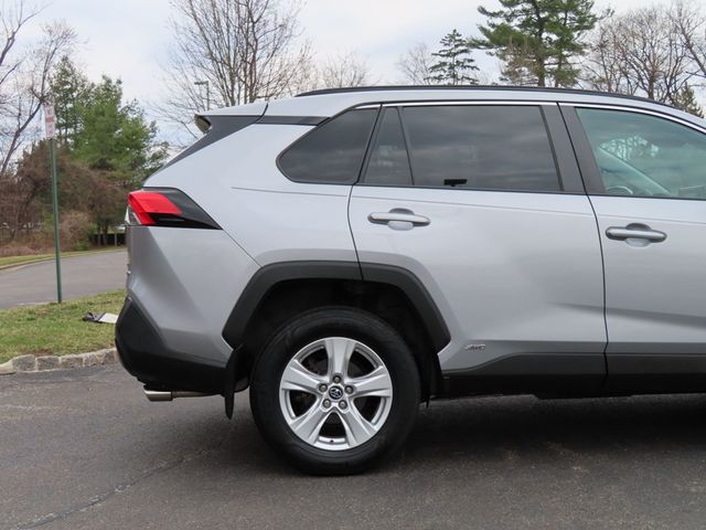 2019 Toyota RAV4 Hybrid XLE AWD - 22805122 - 14