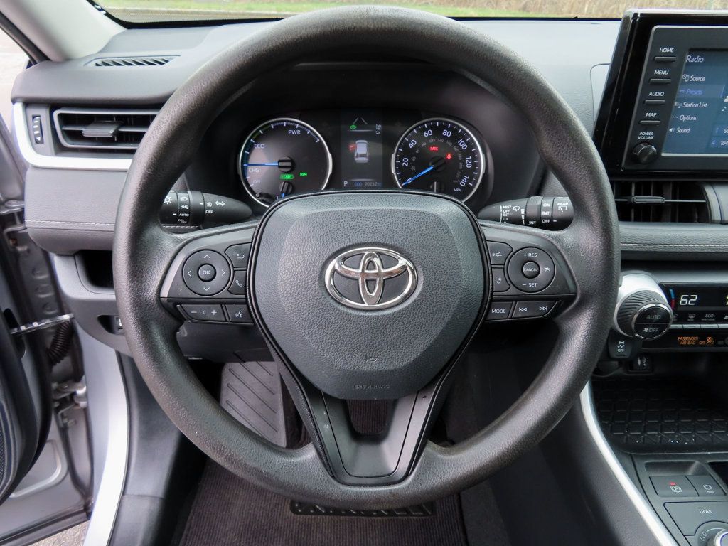 2019 Toyota RAV4 Hybrid XLE photo 32