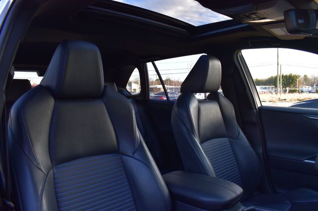 2019 Toyota RAV4 Hybrid XSE AWD - 22989037 - 18