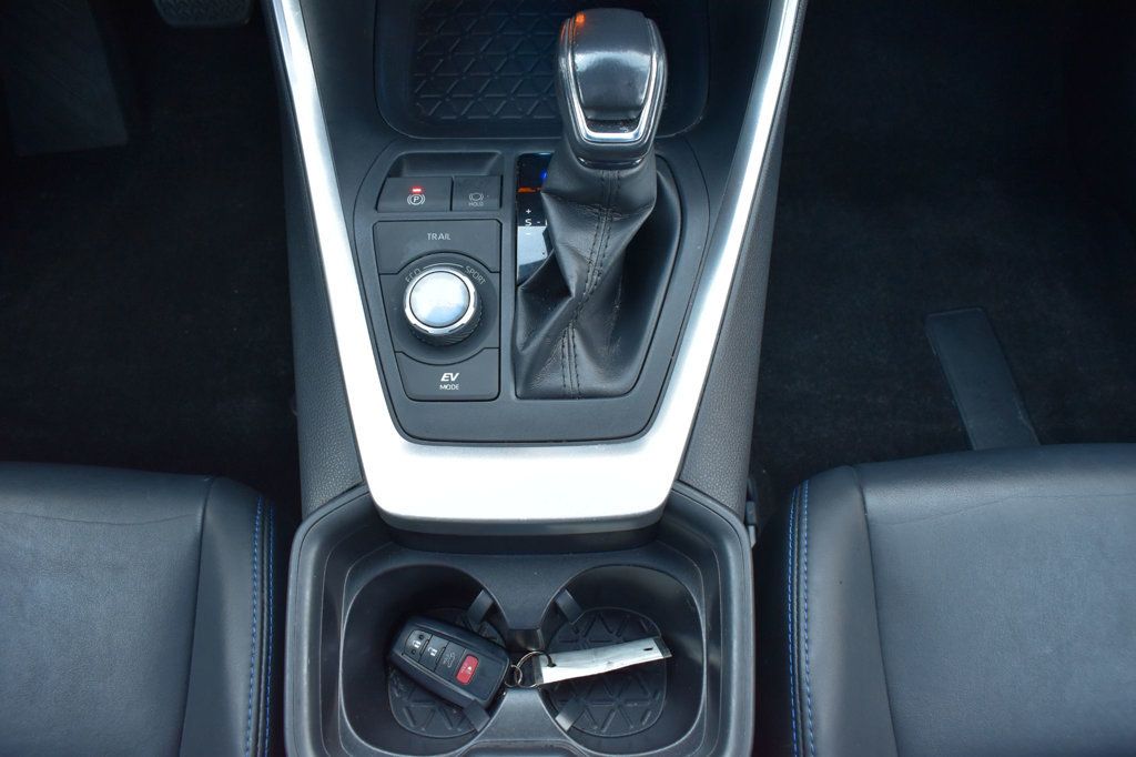 2019 Toyota RAV4 Hybrid XSE AWD - 22989037 - 30