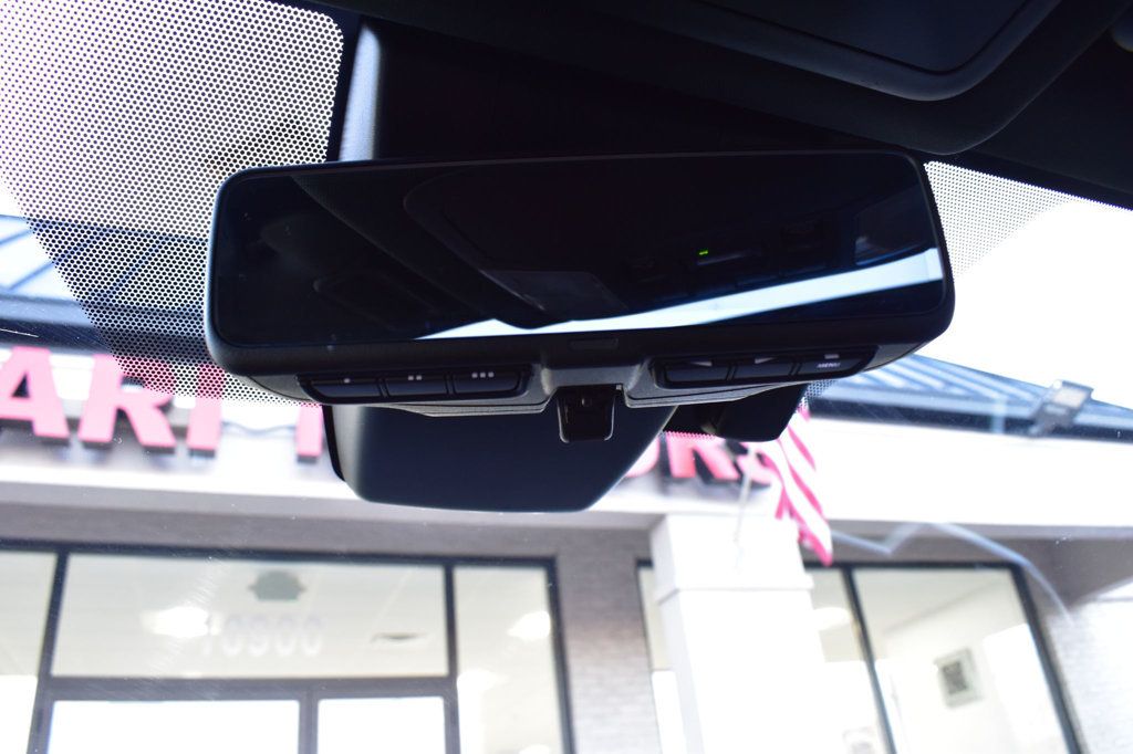 2019 Toyota RAV4 Hybrid XSE AWD - 22989037 - 46