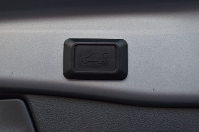 2019 Toyota RAV4 Hybrid XSE AWD - 22989037 - 63