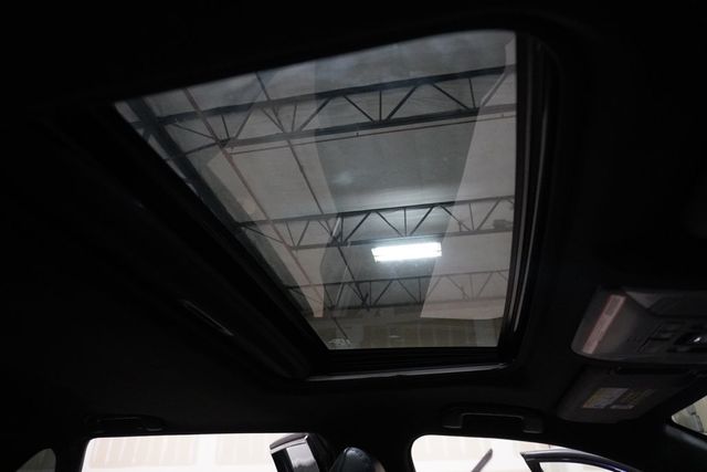 2019 Toyota RAV4 Hybrid XSE AWD - 22950108 - 12