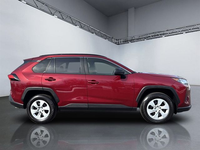 2019 Toyota RAV4 LE AWD - 22991974 - 2