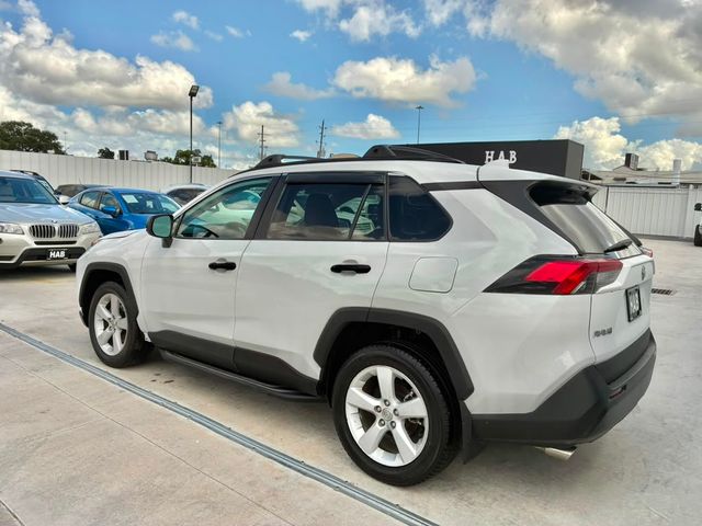 2019 Toyota RAV4 LE AWD - 23039763 - 6