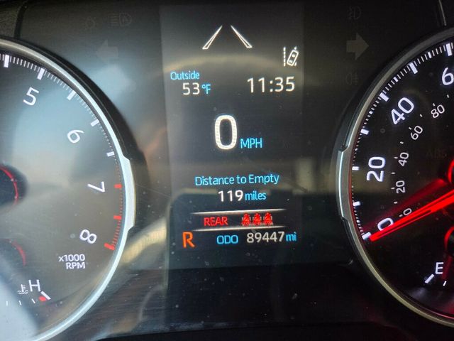 2019 Toyota RAV4 LE AWD - 22945427 - 23