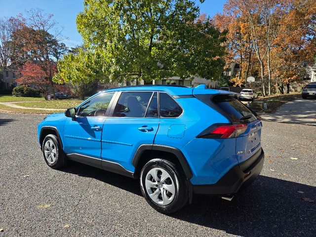 2019 Toyota RAV4 LE AWD - 22945427 - 2