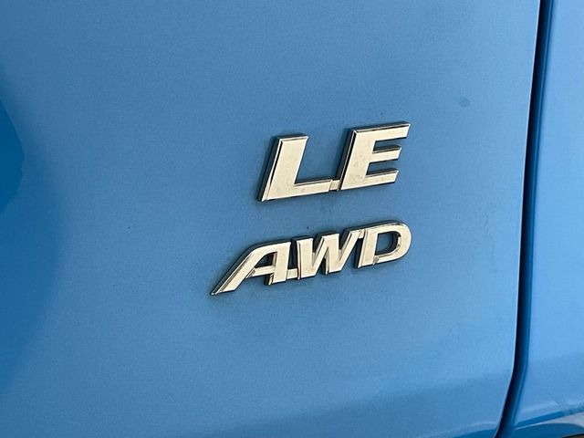 2019 Toyota RAV4 LE AWD - 22962960 - 10
