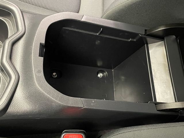 2019 Toyota RAV4 LE AWD - 22962960 - 20