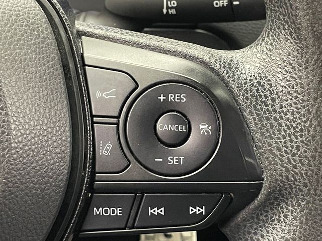 2019 Toyota RAV4 LE AWD - 22962960 - 28