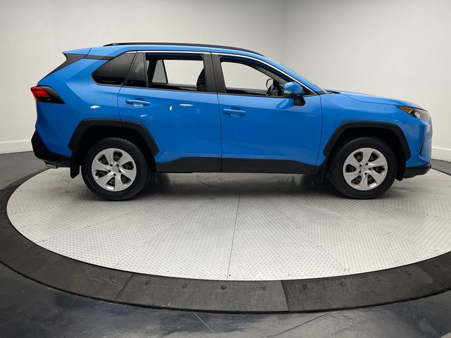 2019 Toyota RAV4 LE AWD - 22962960 - 3
