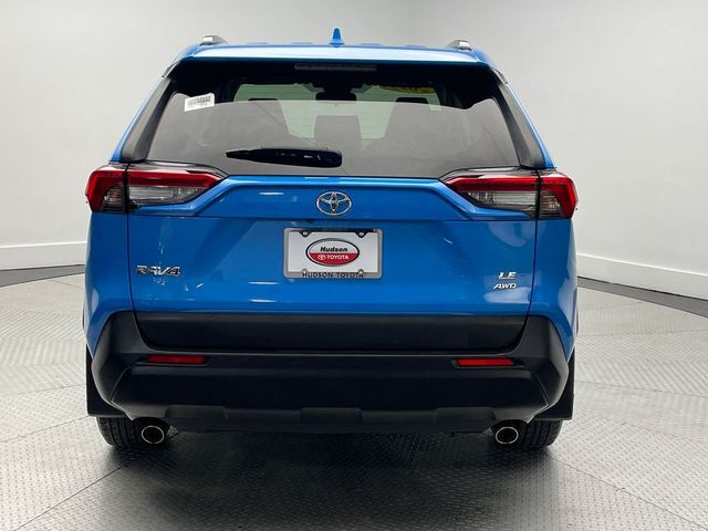2019 Toyota RAV4 LE AWD - 22962960 - 5