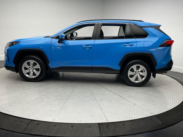 2019 Toyota RAV4 LE AWD - 22962960 - 7