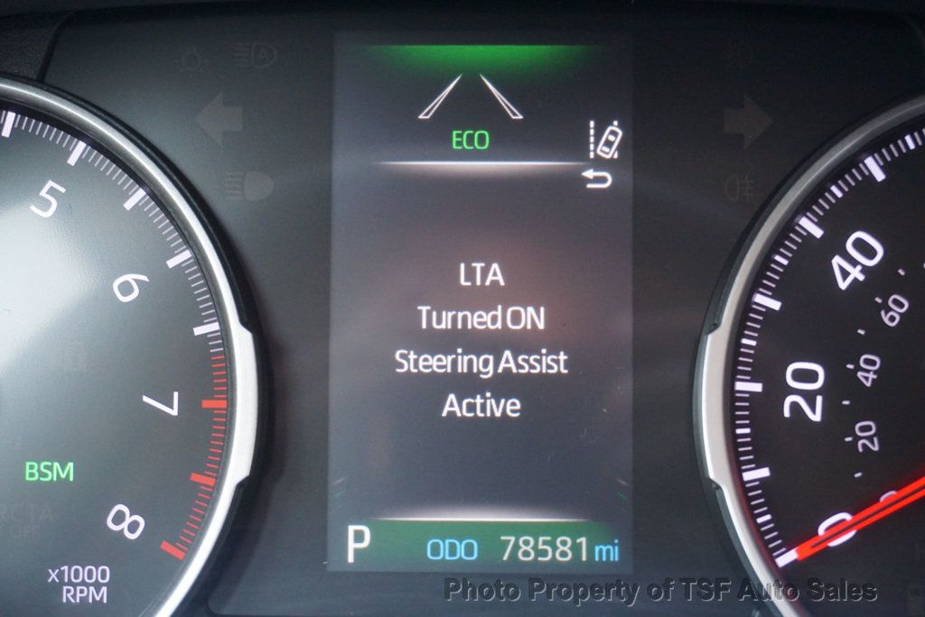 2019 Toyota RAV4 LE photo 21