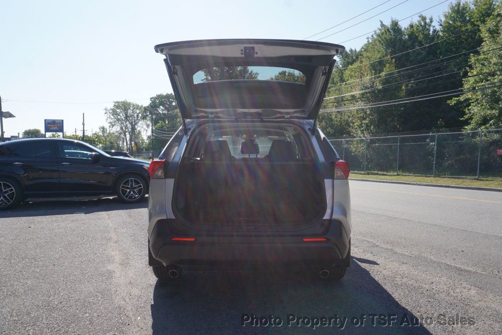 2019 Toyota RAV4 LE photo 23