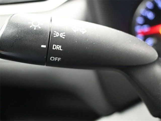 2019 Toyota RAV4 LE FWD - 22954261 - 23