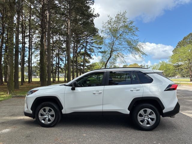 2019 Toyota RAV4 LE FWD - 23007232 - 5
