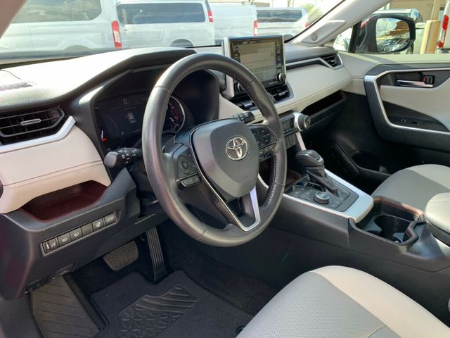 2019 Toyota RAV4 Limited AWD - 22949915 - 16