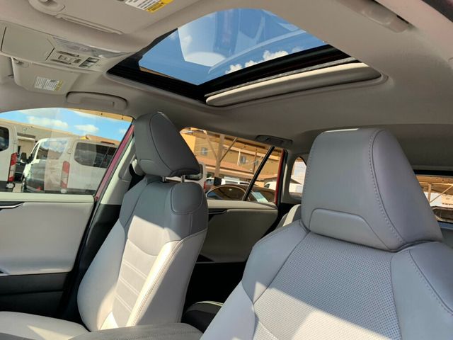 2019 Toyota RAV4 Limited AWD - 22949915 - 18