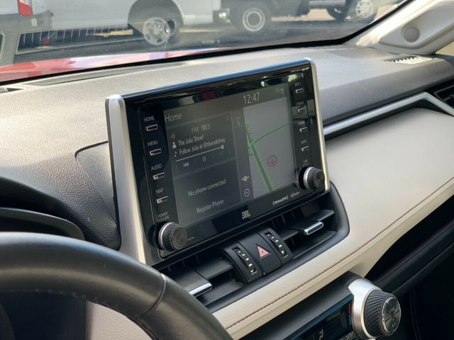 2019 Toyota RAV4 Limited AWD - 22949915 - 19