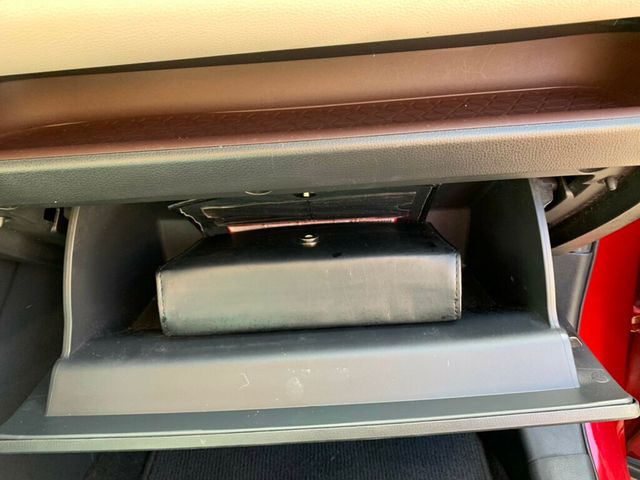 2019 Toyota RAV4 Limited AWD - 22949915 - 25