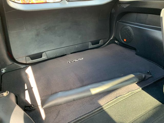 2019 Toyota RAV4 Limited AWD - 22949915 - 37