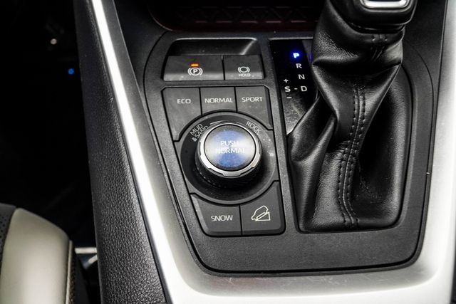 2019 Toyota RAV4 Limited AWD - 22936678 - 16
