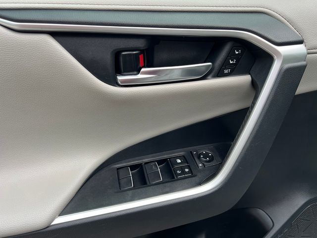 2019 Toyota RAV4 Limited AWD - 23047594 - 10