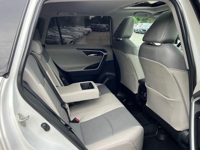 2019 Toyota RAV4 Limited AWD - 23047594 - 19