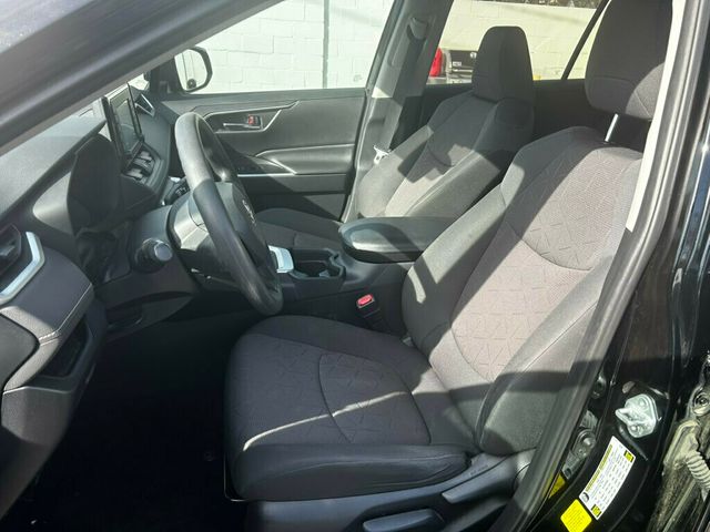 2019 Toyota RAV4 LocalTrade/XLE/AppleCarplay/PushButtonStart/BackupCamera - 22957258 - 9