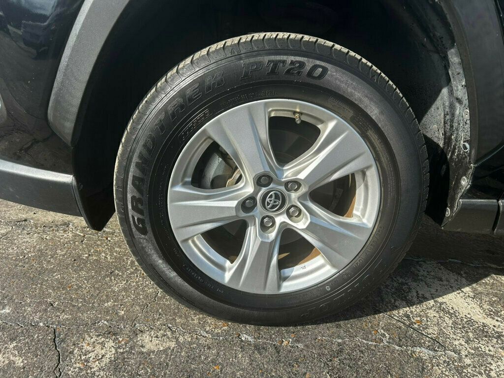 2019 Toyota RAV4 LocalTrade/XLE/AppleCarplay/PushButtonStart/BackupCamera - 22957258 - 31