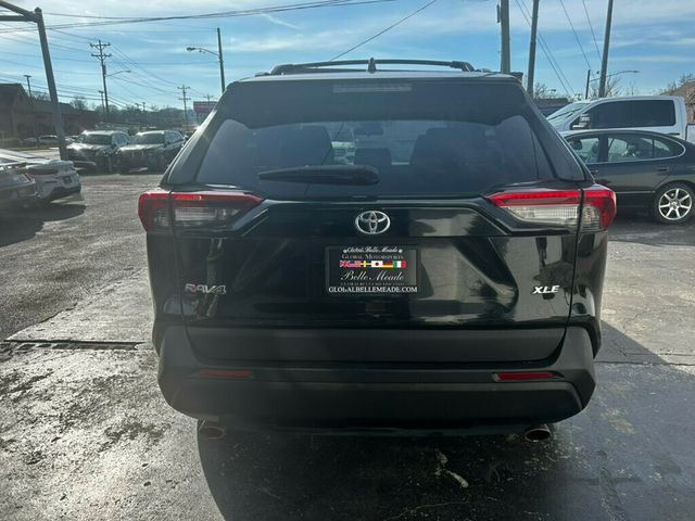 2019 Toyota RAV4 LocalTrade/XLE/AppleCarplay/PushButtonStart/BackupCamera - 22957258 - 3
