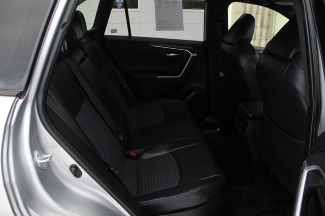 2019 Toyota RAV4 ONE OWNER AWD XSE HYBRID - 22951477 - 9