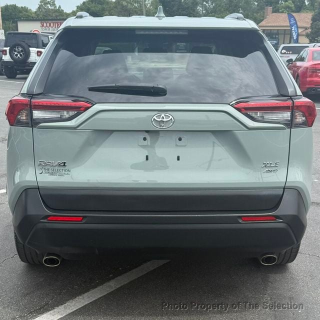 2019 Toyota RAV4 RAV4 XLE PREMIUM AWD W/COLD WEATHER PACKAGE - 23058671 - 13