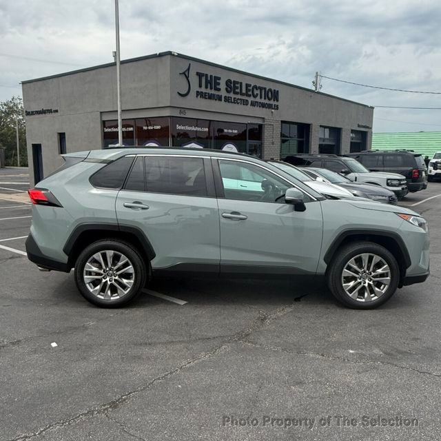 2019 Toyota RAV4 RAV4 XLE PREMIUM AWD W/COLD WEATHER PACKAGE - 23058671 - 19