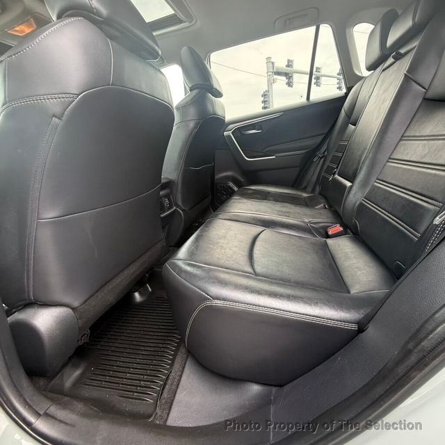 2019 Toyota RAV4 RAV4 XLE PREMIUM AWD W/COLD WEATHER PACKAGE - 23058671 - 36