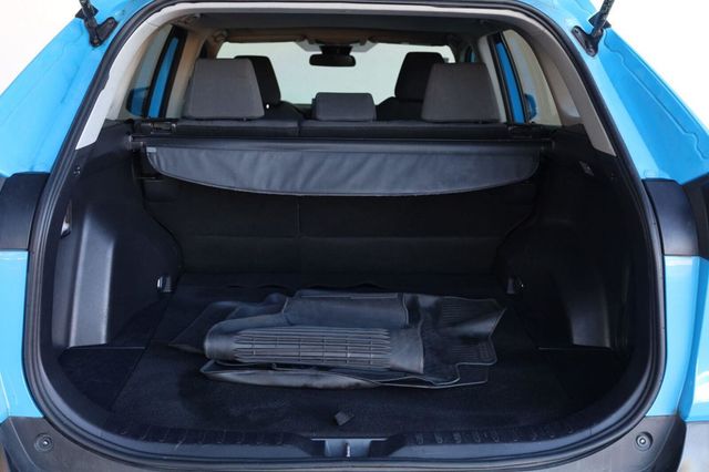 2019 Toyota RAV4 XLE - 23096812 - 12