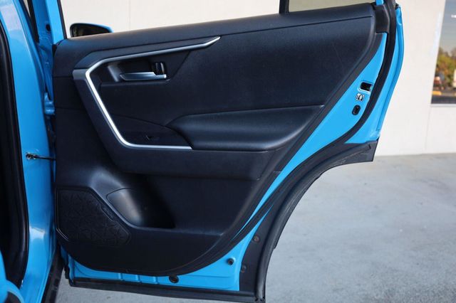 2019 Toyota RAV4 XLE - 23096812 - 21