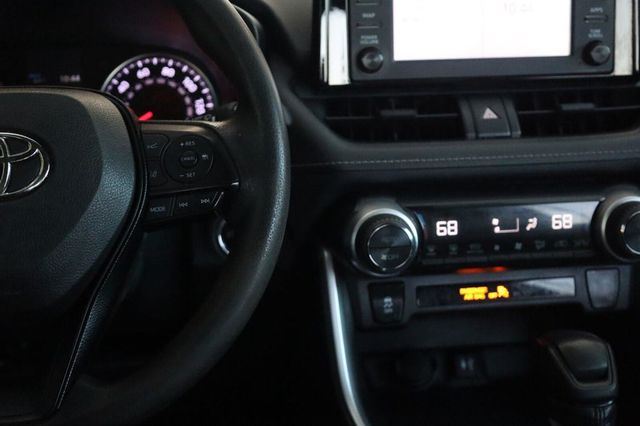 2019 Toyota RAV4 XLE - 23096812 - 31